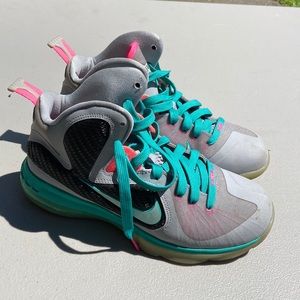 Lebron James Nike sneakers